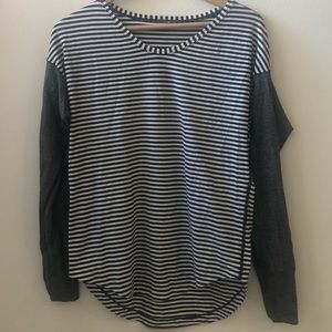 Lulu Lemon Tuck and Flow Long Sleeve Shirt 6